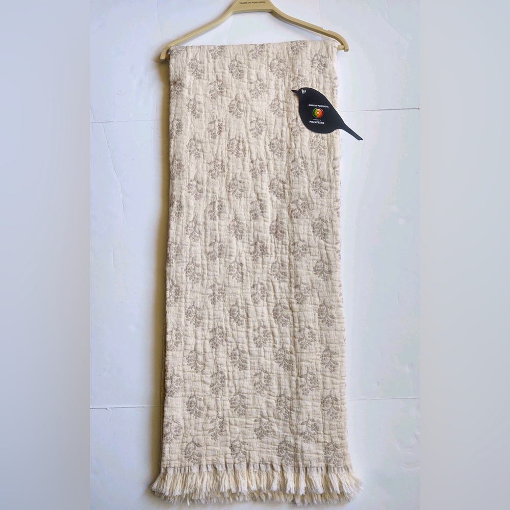 🎁Piscatextil Throw Blanket - Made in Portugal Cotton Floral Throw - Oatmeal/Tan